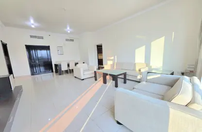 Apartment - 2 Bedrooms - 3 Bathrooms for rent in West Bay Tower - West Bay - West Bay - Doha