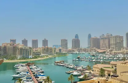 شقة - 3 غرف نوم - 4 حمامات للايجار في طريق بورتو الغربي - بورتو أرابيا - جزيرة اللؤلؤة - الدوحة