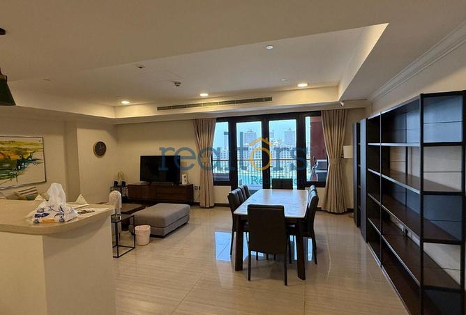 945369 - Property Image 2
