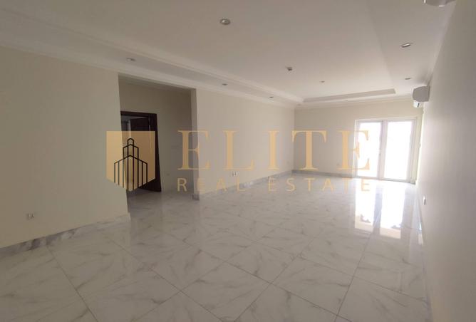 1000894 - Property Image 2