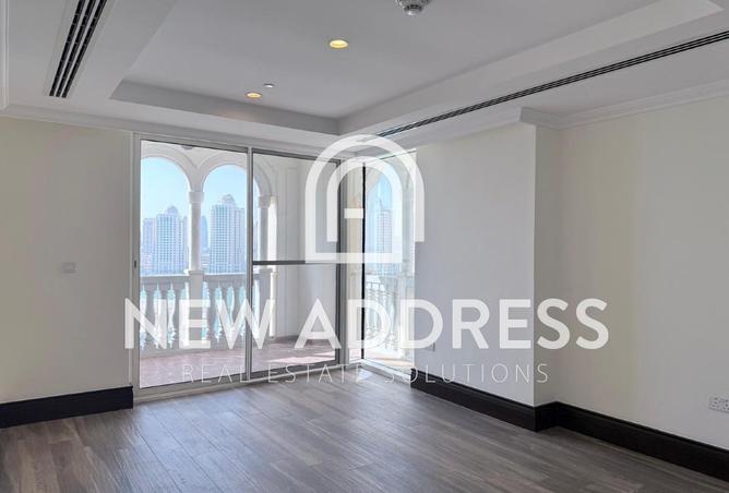 974154 - Property Image 2