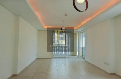 Apartment - 2 Bedrooms - 3 Bathrooms for rent in Viva Bahriyah - The Pearl Island - Doha