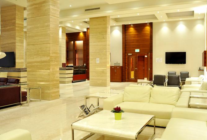 969596 - Property Image 2