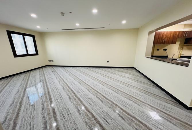 988555 - Property Image 3