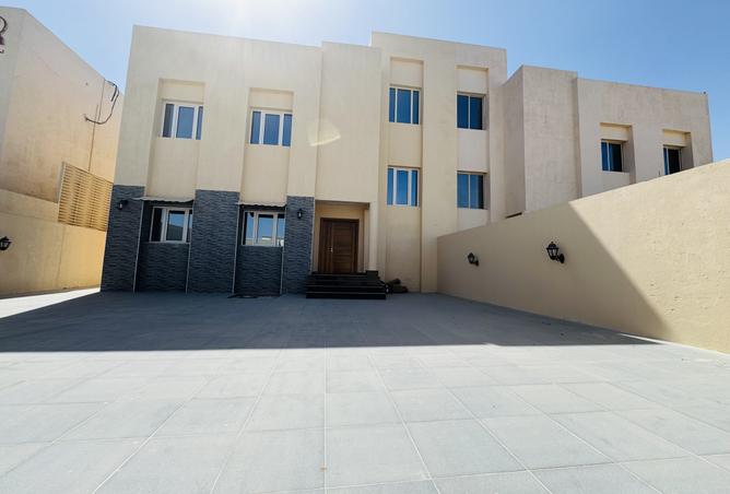 941136 - Property Image 2