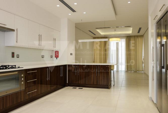 885546 - Property Image 3