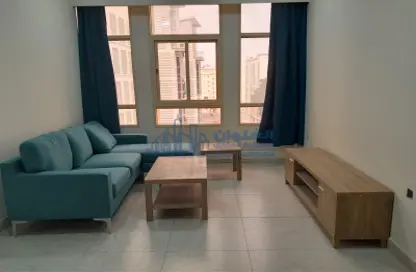 صورة لـ غرفة المعيشة شقة - 2 غرف نوم - 2 حمامات للايجار في فريج بن محمود الشمالي - فريج بن محمود - الدوحة ، صورة رقم 1