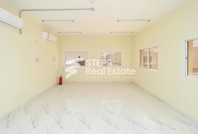 966269 - Property Image 3