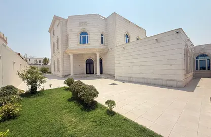 Villa - 7 Bedrooms - 7+ Bathrooms for sale in Hazm Al Markhiya - Doha