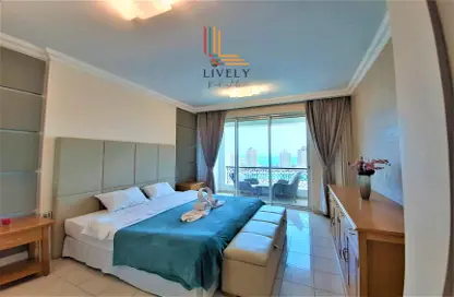 Apartment - 3 Bedrooms - 4 Bathrooms for rent in Bilal Pearl Suites - Viva Bahriyah - The Pearl Island - Doha