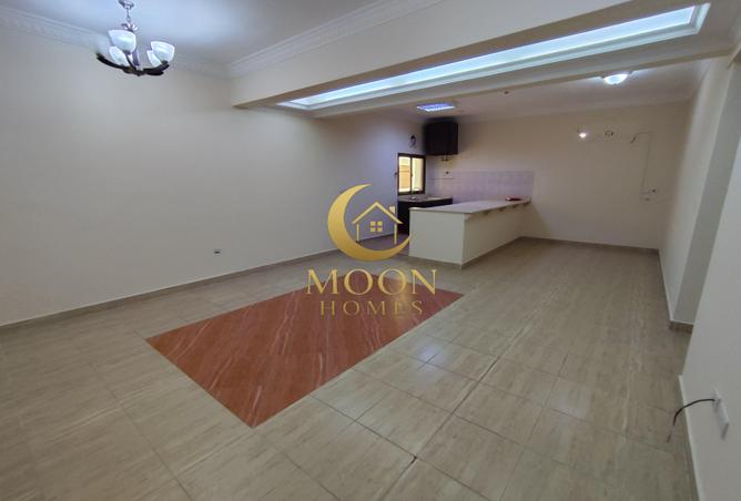 940946 - Property Image 2