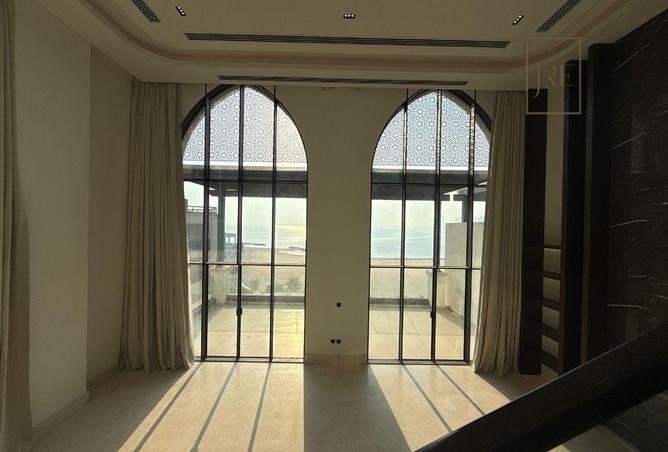 969275 - Property Image 2