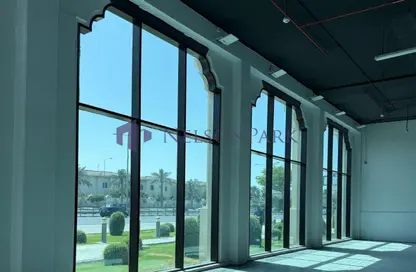 معرض - استوديو - 2 حمامات للايجار في روضة الخيل - روضة الخيل - الدوحة