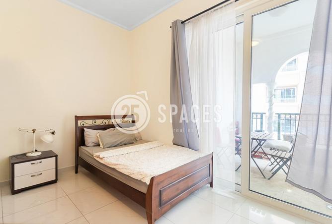 945114 - Property Image 2