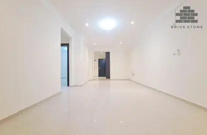 Apartment - 2 Bedrooms - 2 Bathrooms for rent in Anas Street - Fereej Bin Mahmoud North - Fereej Bin Mahmoud - Doha