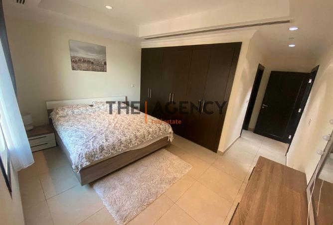 952419 - Property Image 2