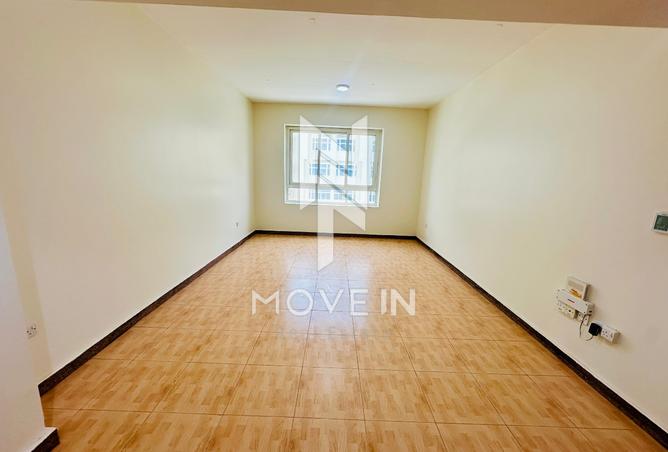 867104 - Property Image 3