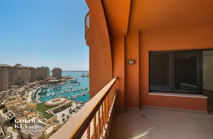 Apartment - 2 Bedrooms - 3 Bathrooms for rent in West Porto Drive - Porto Arabia - The Pearl Island - Doha