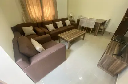 Apartment - 2 Bedrooms - 2 Bathrooms for rent in Bin Omran - Fereej Bin Omran - Doha