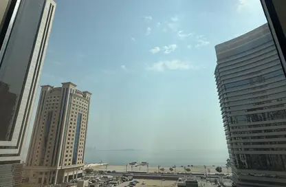 Apartment - 1 Bedroom - 2 Bathrooms for rent in West Bay - West Bay - Doha