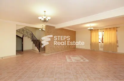 مجمع سكني - 3 غرف نوم - 3 حمامات للايجار في المعمورة - المعمورة - الدوحة