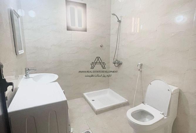 954251 - Property Image 2