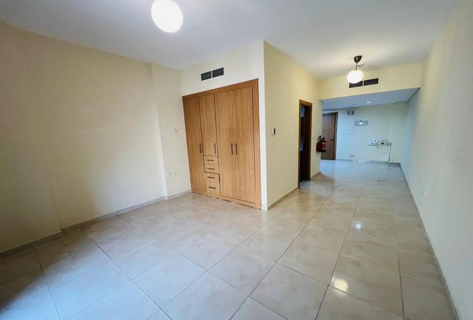 945336 - Property Image 3