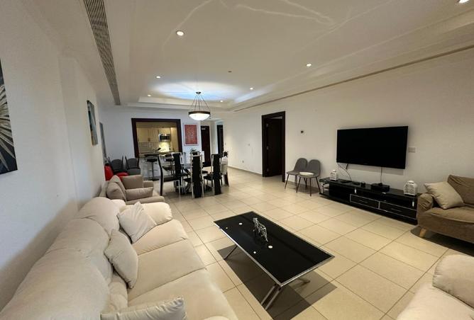 990160 - Property Image 2