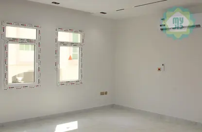 Apartment - 2 Bedrooms - 2 Bathrooms for rent in Al Khalidiya Street - Najma - Doha