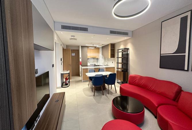 978928 - Property Image 2