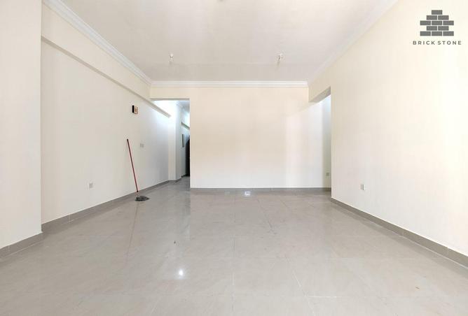 979484 - Property Image 3