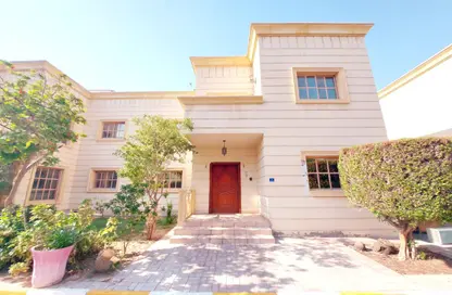 Villa - 4 Bedrooms - 6 Bathrooms for rent in Old Airport Road - Old Airport Road - Doha
