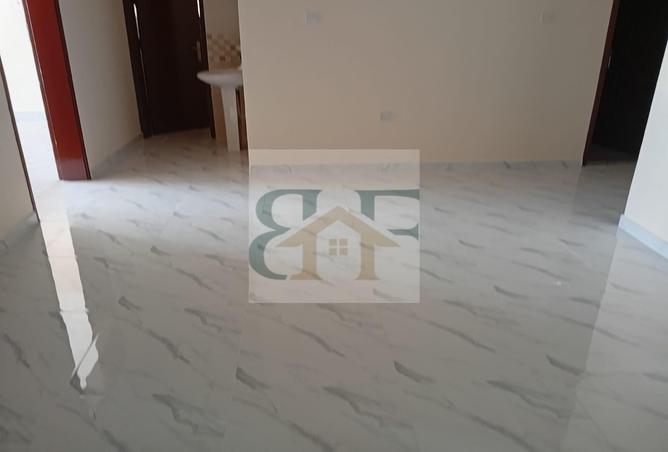 953231 - Property Image 2