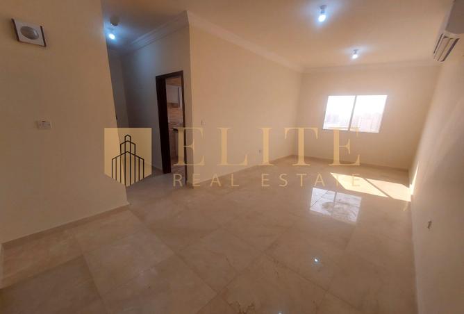 938121 - Property Image 3