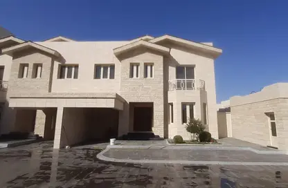 مجمع سكني - 4 غرف نوم - 4 حمامات للايجار في شارع النعيجة - غرب الهلال - الهلال - الدوحة