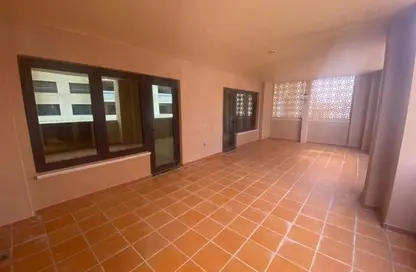 Apartment - 1 Bedroom - 2 Bathrooms for rent in Tower 24 - Porto Arabia - The Pearl Island - Doha Apartment - 1 Bedroom - 2 Bathrooms for rent in Tower 24 - Porto Arabia - The Pearl Island - Doha