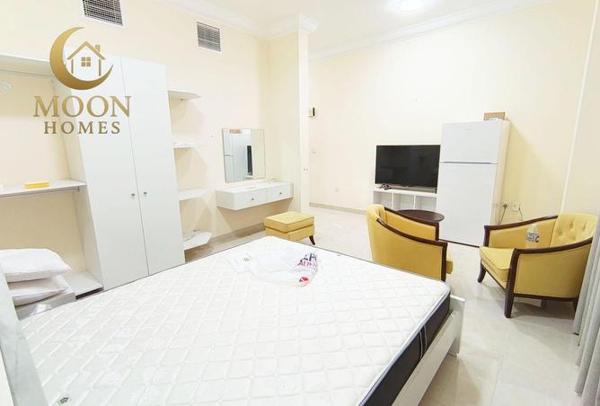 1002110 - Property Image 2