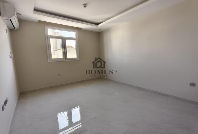 936485 - Property Image 2