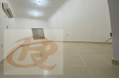 Empty Room image for: Apartment - 2 Bedrooms - 2 Bathrooms for rent in Old Airport Road - Old Airport Road - Doha, Image 1