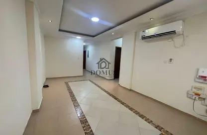 Apartment - 2 Bedrooms - 2 Bathrooms for rent in Al Zubair Bakkar Street - Al Sadd - Doha