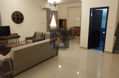 Compound - 4 Bedrooms - 5 Bathrooms for rent in Bu Hamour Street - Abu Hamour - Doha