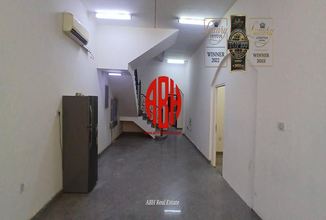 982197 - Property Image 2