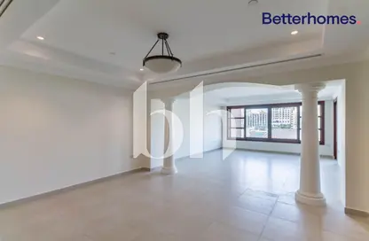 Townhouse - 2 Bedrooms - 3 Bathrooms for sale in West Porto Drive - Porto Arabia - The Pearl Island - Doha