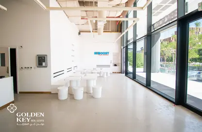 Shop - Studio - 1 Bathroom for rent in Boulevard View - Yasmeen City - Lusail