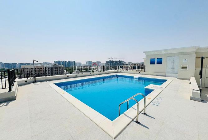 904076 - Property Image 3