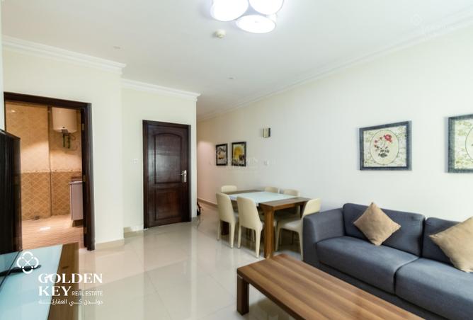 900205 - Property Image 2
