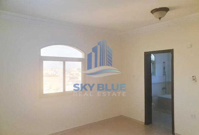 918714 - Property Image 2