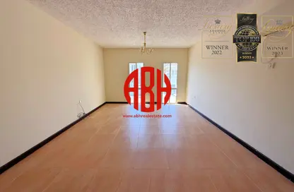 Apartment - 2 Bedrooms - 1 Bathroom for rent in Old Airport Road - Old Airport Road - Doha