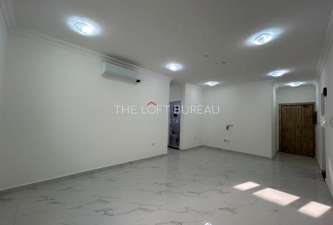 870698 - Property Image 3
