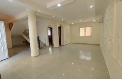 مجمع سكني - 3 غرف نوم - 3 حمامات للايجار في شارع النعمان - العزيزية - الدوحة